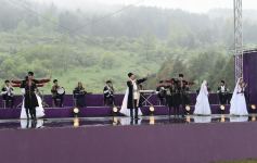 President Ilham Aliyev, First Lady Mehriban Aliyeva attend opening of 5th “Kharibulbul” International Folklore Festival  (PHOTO/VIDEO)