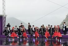 President Ilham Aliyev, First Lady Mehriban Aliyeva attend opening of 5th “Kharibulbul” International Folklore Festival  (PHOTO/VIDEO)