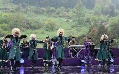President Ilham Aliyev, First Lady Mehriban Aliyeva attend opening of 5th “Kharibulbul” International Folklore Festival  (PHOTO/VIDEO)