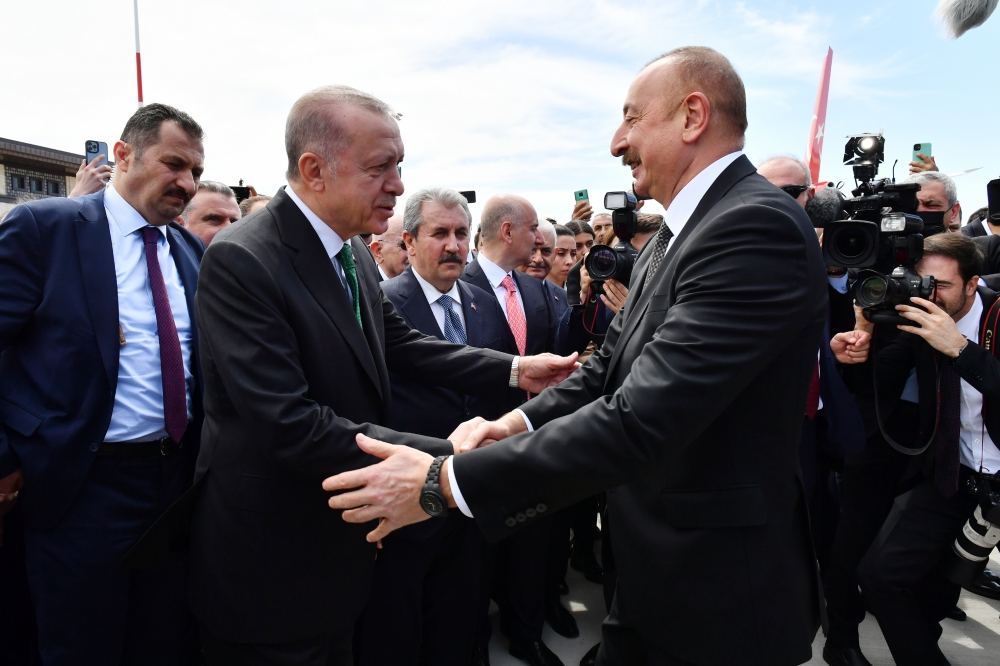 President Ilham Aliyev arrives in Turkiye for working visit (PHOTO)