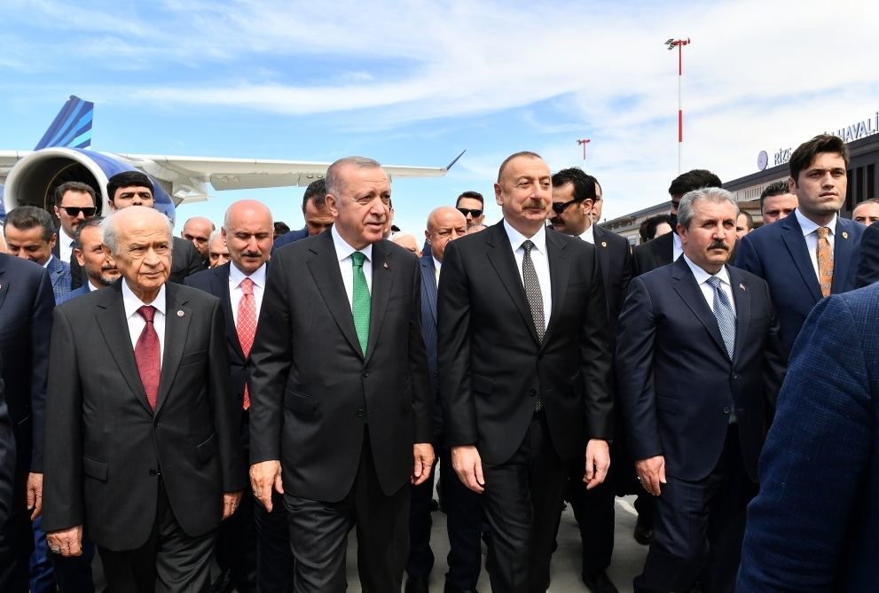 President Ilham Aliyev arrives in Turkiye for working visit (PHOTO)