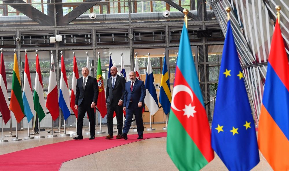 President Ilham Aliyev had meeting with President of European Council and Prime Minister of Armenia in Brussels (PHOTO/VIDEO) (UPDATED)