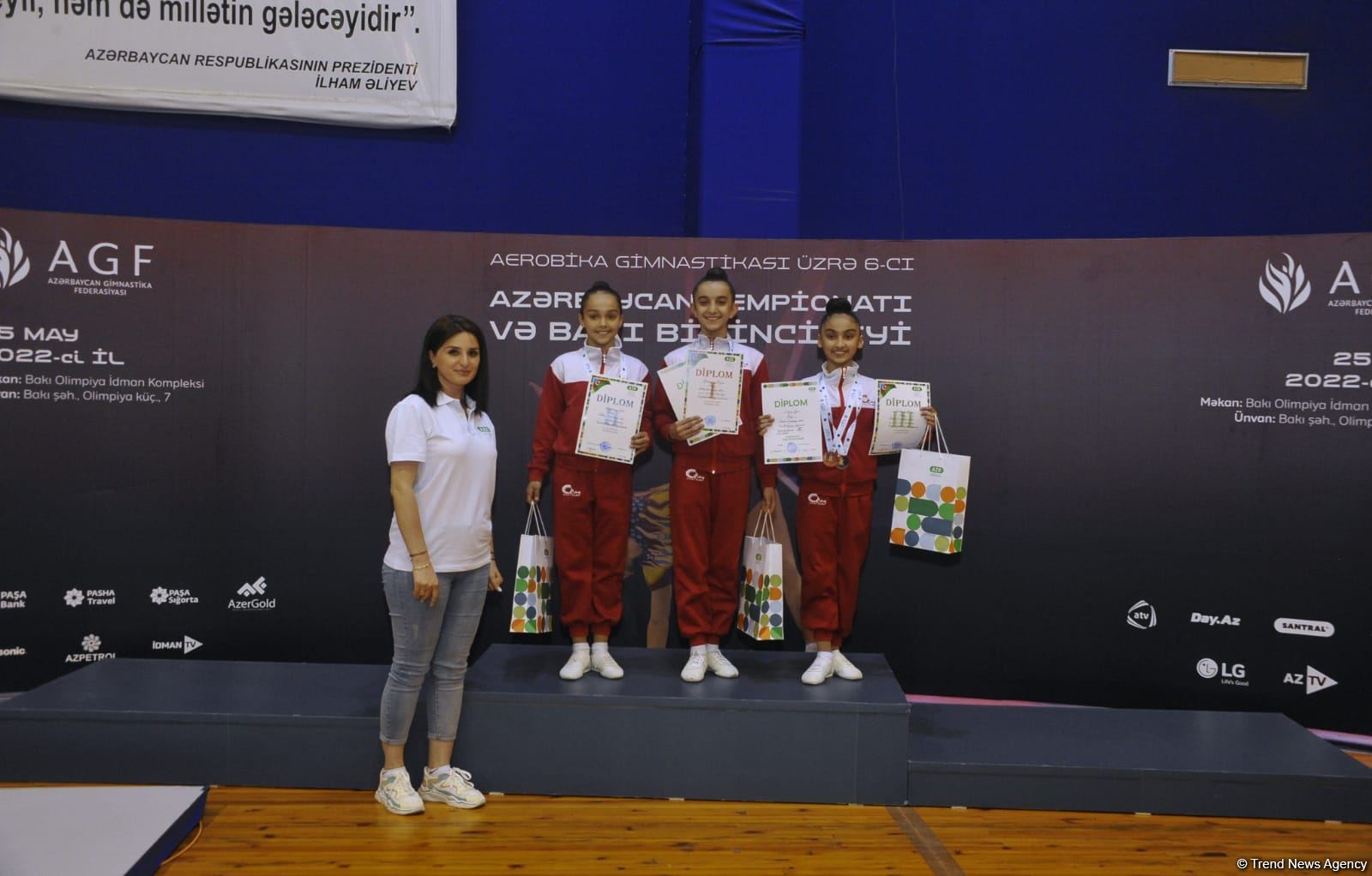 Awards held for winners of 6th Azerbaijan and Baku Championships in Aerobic Gymnastics among pre-juniors and juniors (PHOTO)