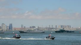 Specialized troops of Azerbaijani Navy forces perform various maneuvers within framework of TEKNOFEST festival in Baku (PHOTO/VIDEO)