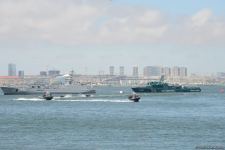 Specialized troops of Azerbaijani Navy forces perform various maneuvers within framework of TEKNOFEST festival in Baku (PHOTO/VIDEO)