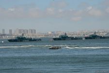 Specialized troops of Azerbaijani Navy forces perform various maneuvers within framework of TEKNOFEST festival in Baku (PHOTO/VIDEO)