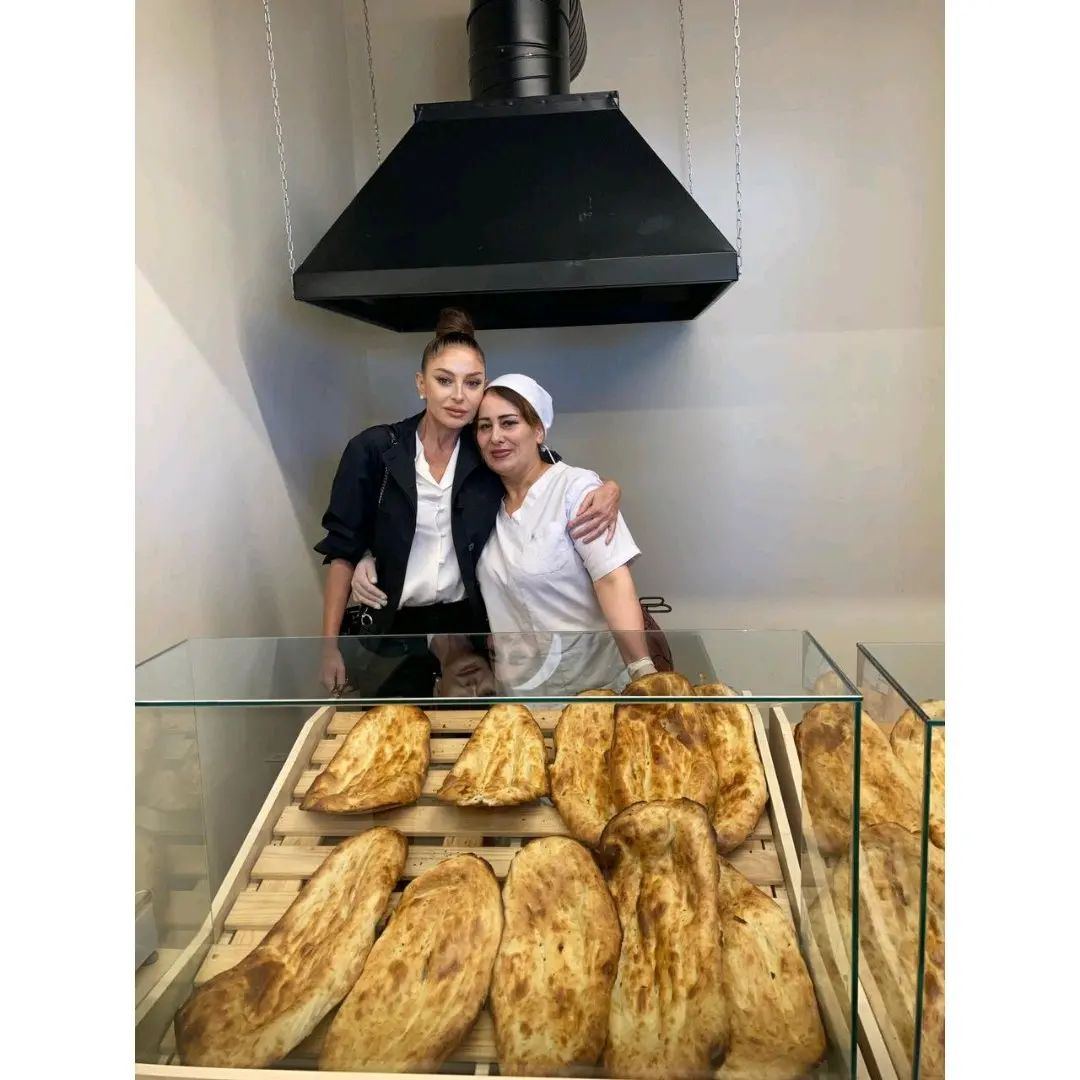 First Vice-President Mehriban Aliyeva makes post from bakery in Aghali village of Zangilan district (PHOTO)