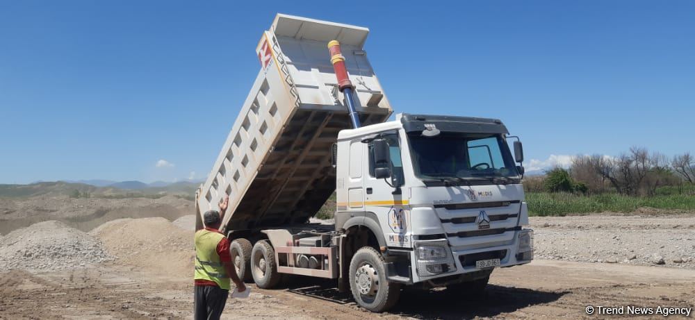 Azerbaijan announces asphalting of new highway in liberated districts (PHOTO)