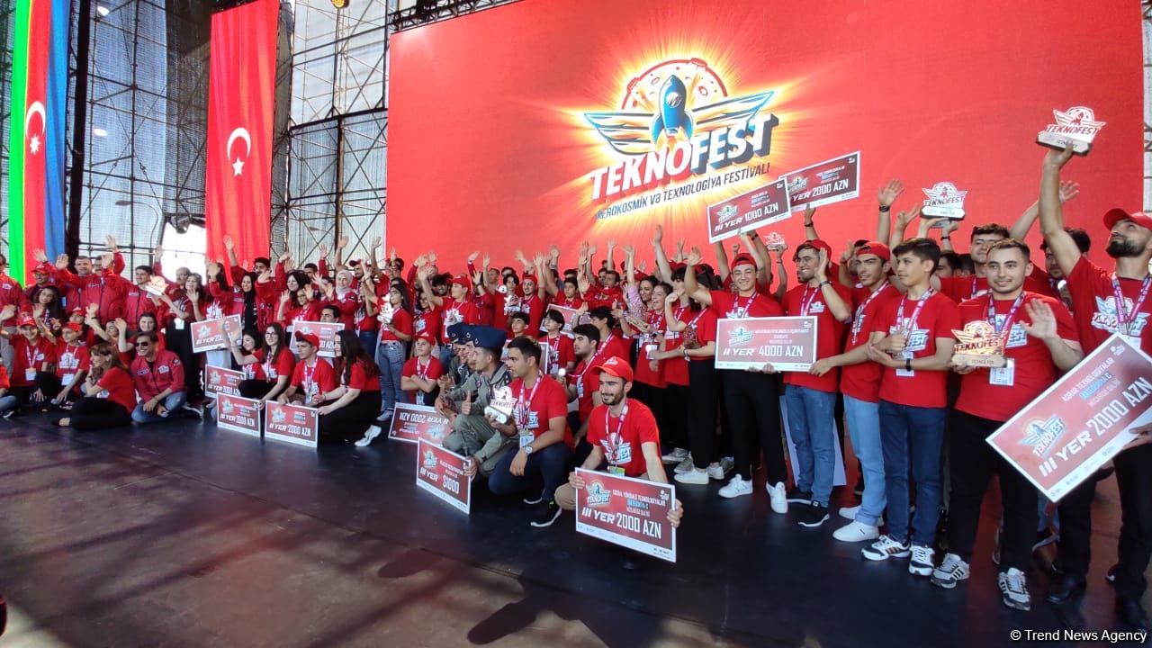 Baku hosts award ceremony for participants and teams of TEKNOFEST festival (PHOTO)