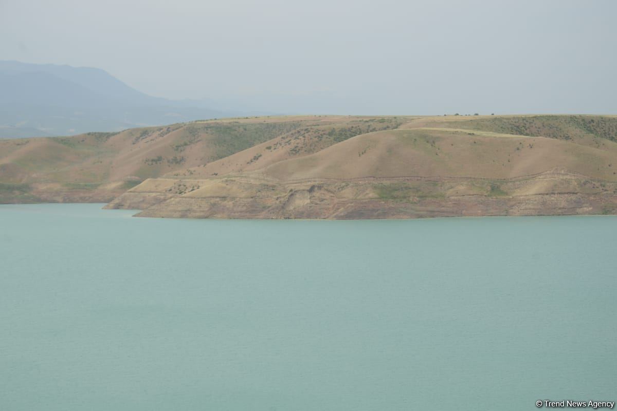 Azerbaijan highlights share of water resources inflowing from neighboring countries