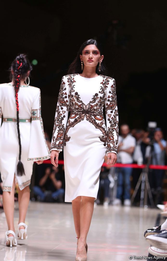 Azerbaijan holds presentation of new carpets, сolorful "AFFFAIR in Carpets" fashion show at Heydar Aliyev Center (PHOTO)