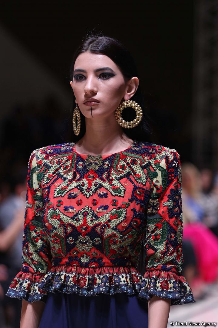 Azerbaijan holds presentation of new carpets, сolorful "AFFFAIR in Carpets" fashion show at Heydar Aliyev Center (PHOTO)