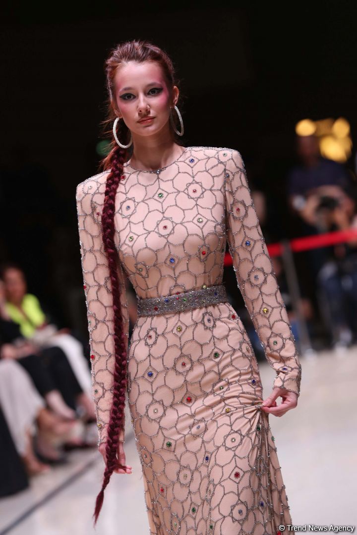 Azerbaijan holds presentation of new carpets, сolorful "AFFFAIR in Carpets" fashion show at Heydar Aliyev Center (PHOTO)