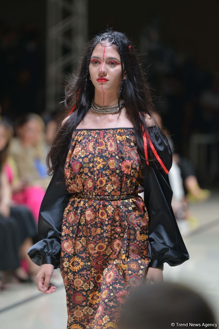 Azerbaijan holds presentation of new carpets, сolorful "AFFFAIR in Carpets" fashion show at Heydar Aliyev Center (PHOTO)