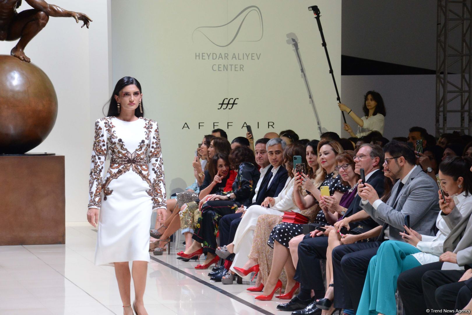Azerbaijan holds presentation of new carpets, сolorful "AFFFAIR in Carpets" fashion show at Heydar Aliyev Center (PHOTO)