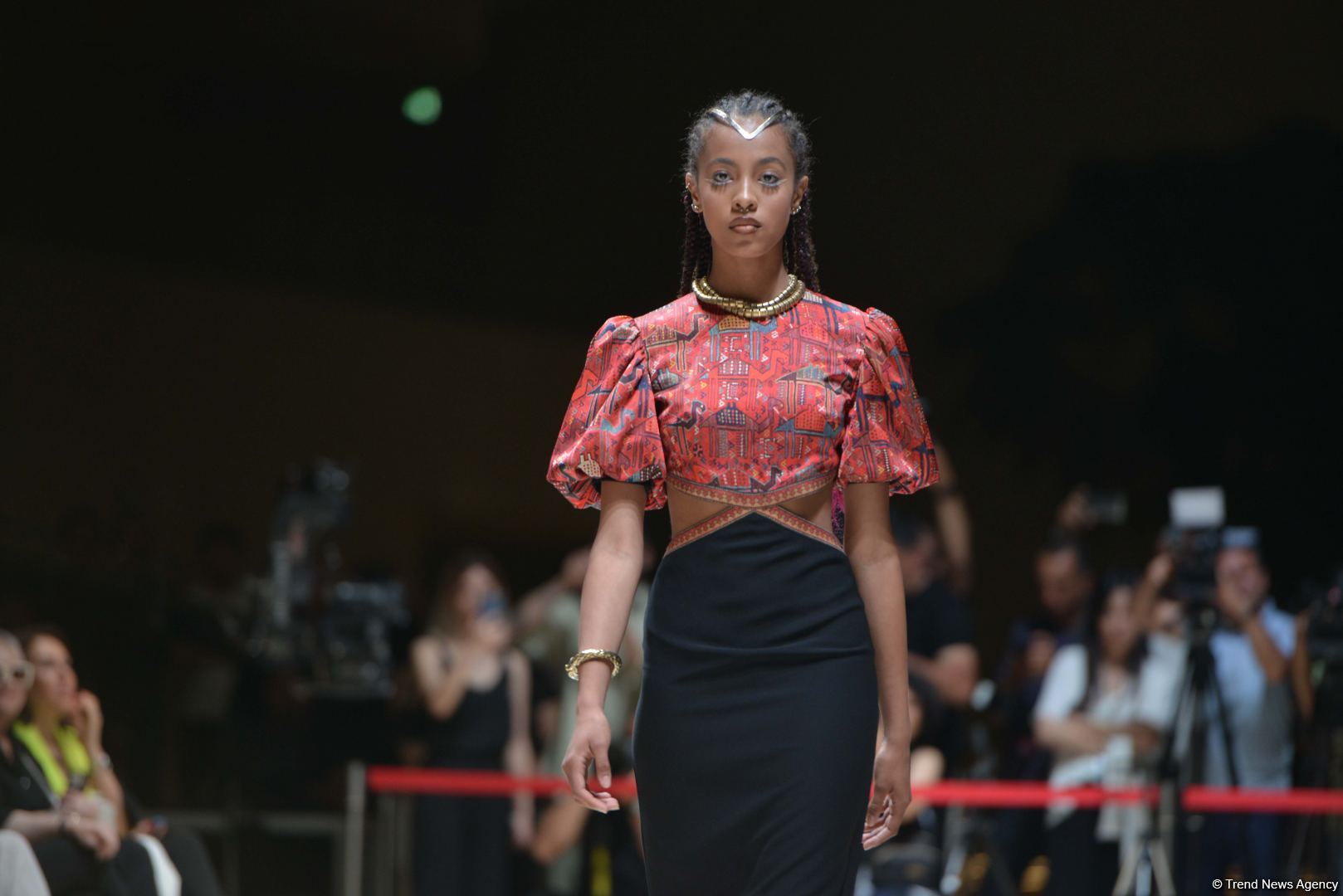 Azerbaijan holds presentation of new carpets, сolorful "AFFFAIR in Carpets" fashion show at Heydar Aliyev Center (PHOTO)