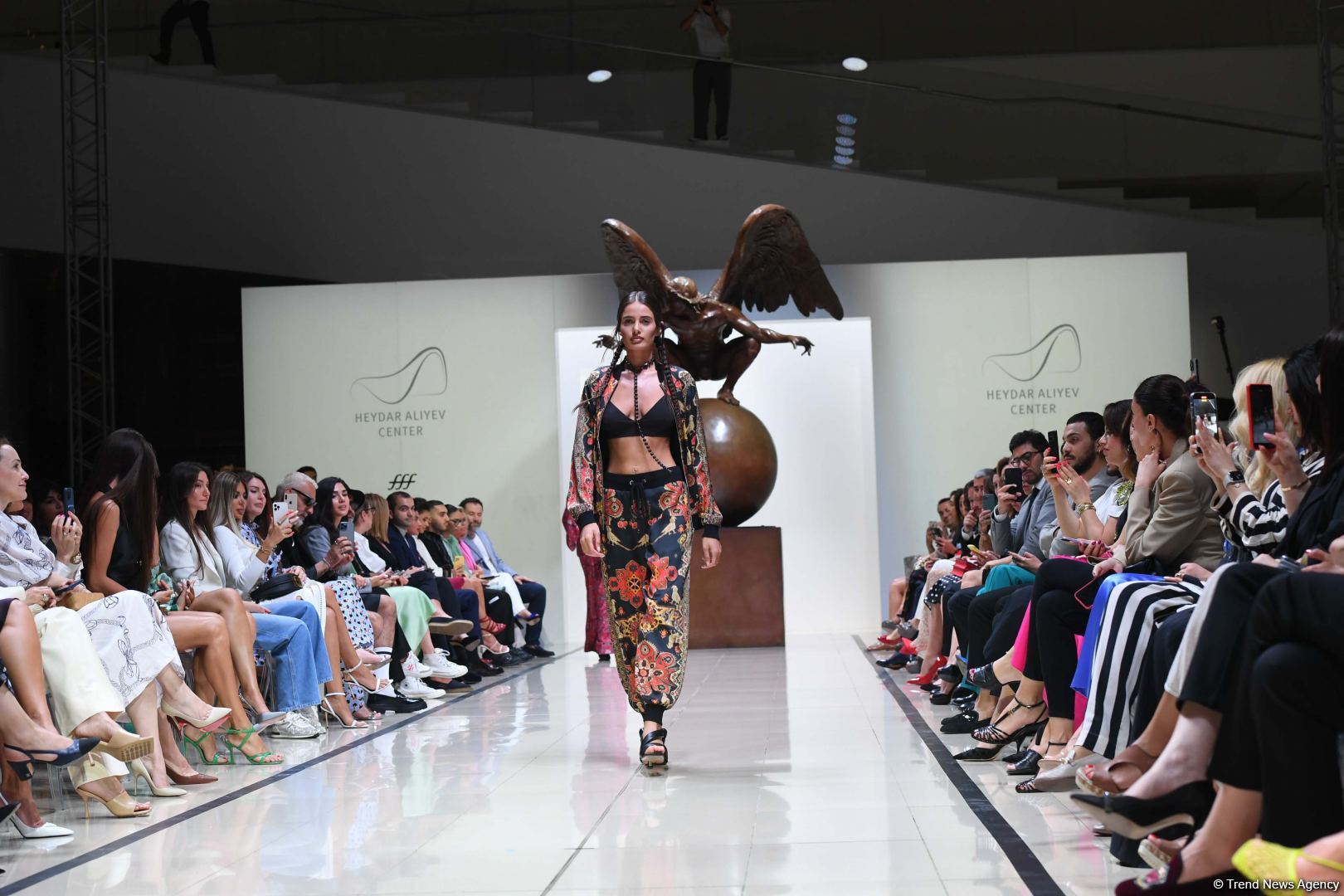 Azerbaijan holds presentation of new carpets, сolorful "AFFFAIR in Carpets" fashion show at Heydar Aliyev Center (PHOTO)