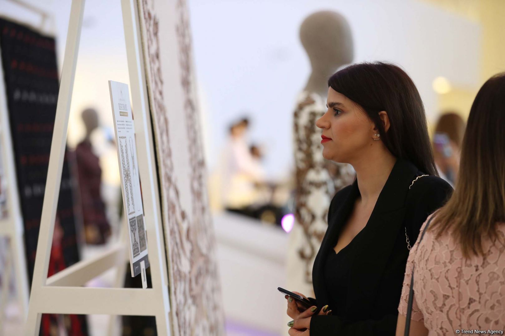 Azerbaijan holds presentation of new carpets, сolorful "AFFFAIR in Carpets" fashion show at Heydar Aliyev Center (PHOTO)