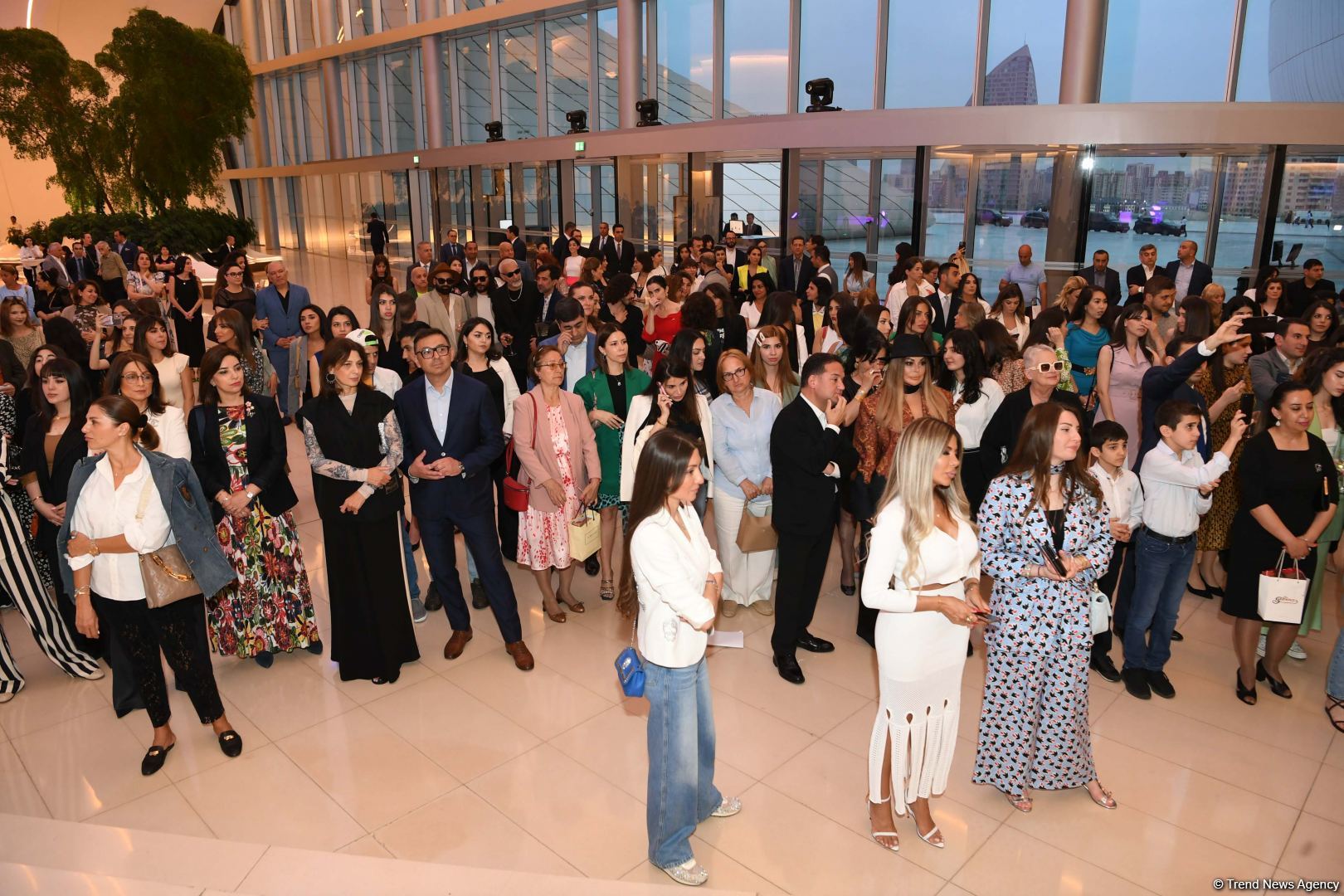 Heydar Aliyev Center holds presentation of new stunning collection of carpets ‘Azerbaijan’s carpet – pattern dance’ (PHOTO)