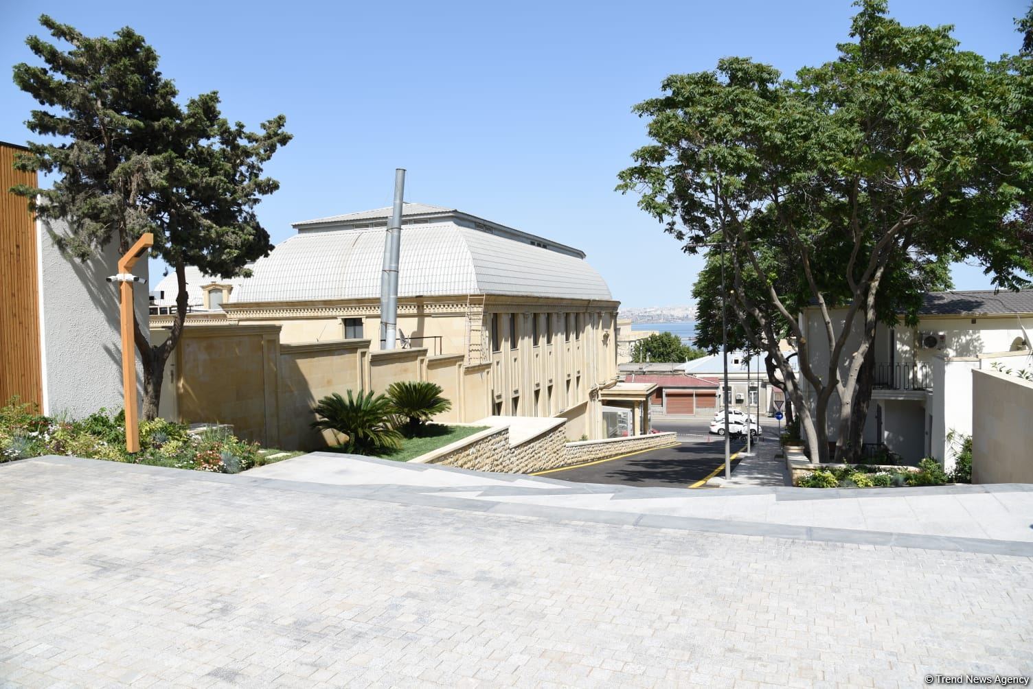 Baku residents thank President Ilham Aliyev for opening of new "Chambarakand" park (PHOTO/VIDEO)