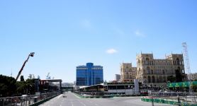 Formula 2 training session starts as part of Formula 1 Azerbaijan Grand Prix (PHOTO)