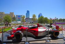 Formula 2 training session starts as part of Formula 1 Azerbaijan Grand Prix (PHOTO)