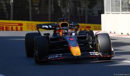 First practice session of F-1 drivers in Baku wraps up (PHOTO)