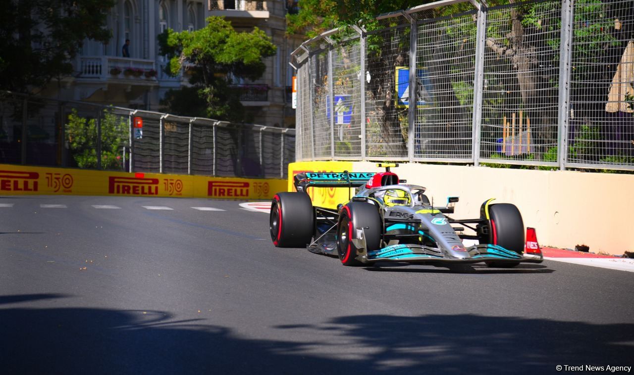 First practice session of F-1 drivers in Baku wraps up (PHOTO)