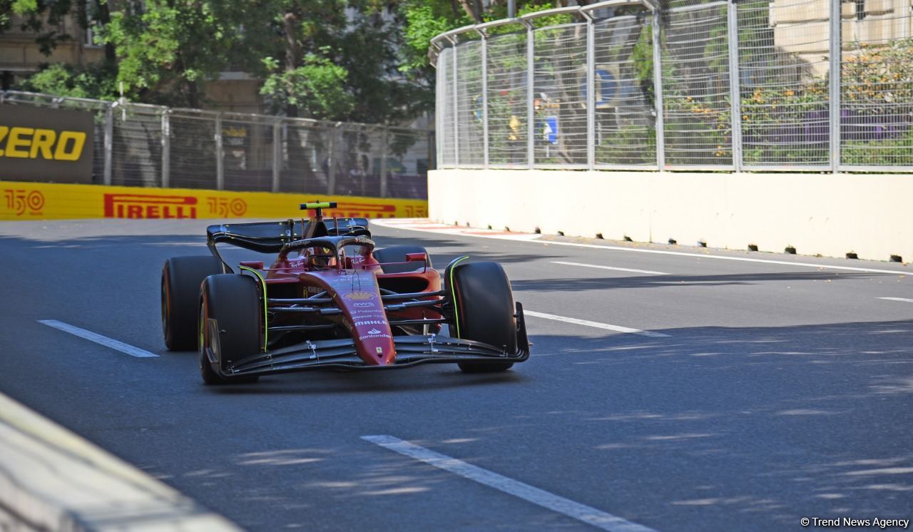 First practice session of F-1 drivers in Baku wraps up (PHOTO)