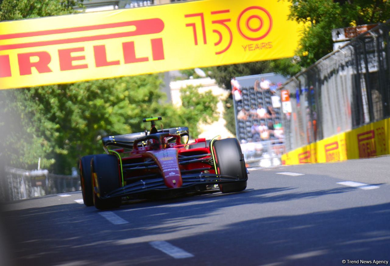 First practice session of F-1 drivers in Baku wraps up (PHOTO)