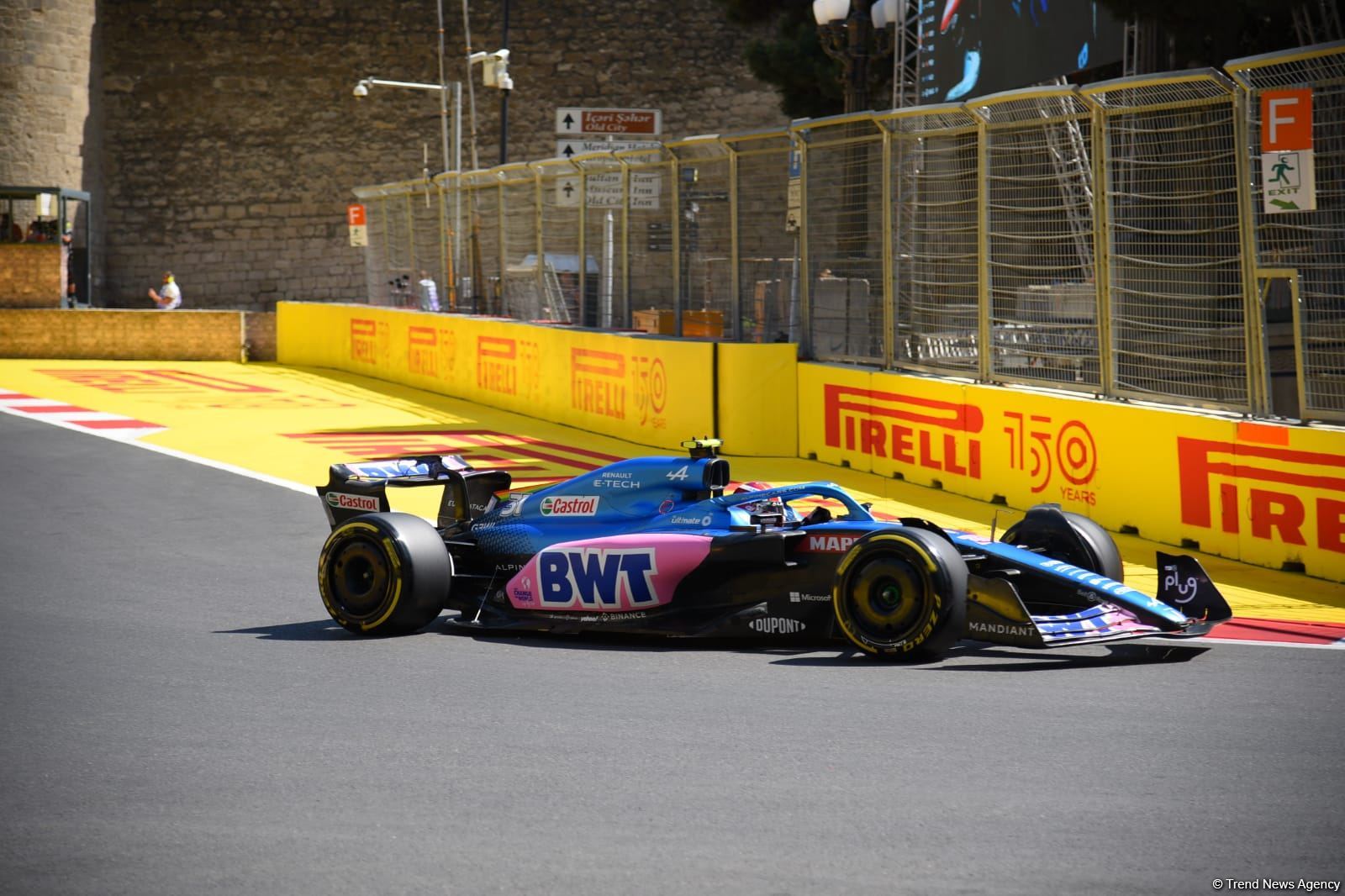 First practice session of F1 drivers starts within 2022 Formula 1 Azerbaijan Grand Prix (PHOTO)