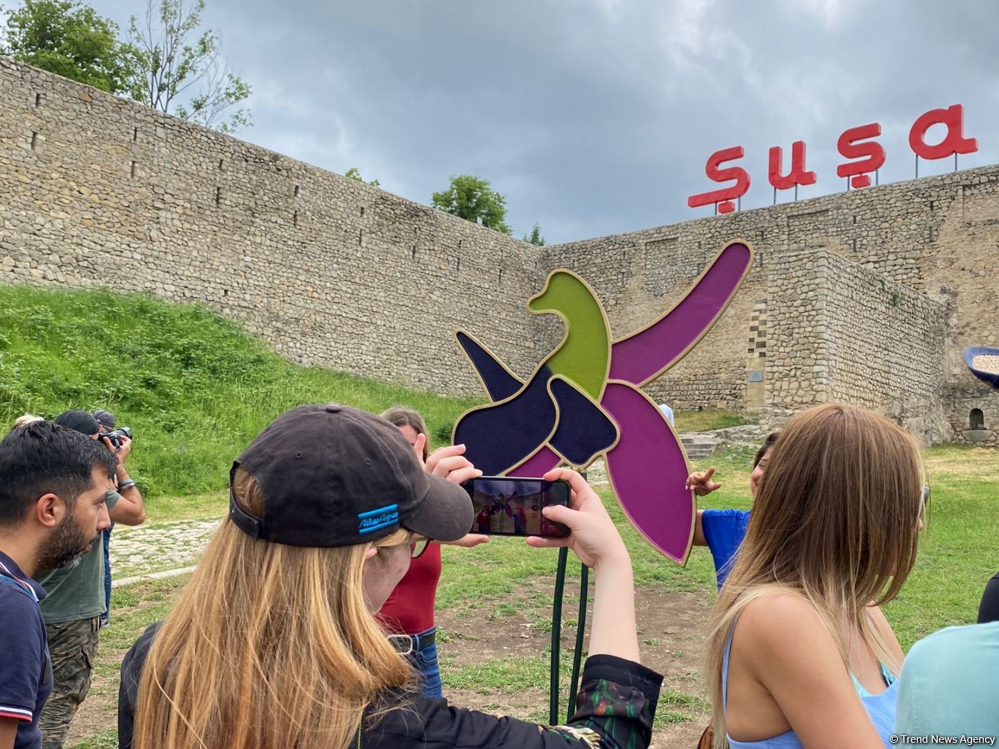 Visit of foreign travelers to Azerbaijan's liberated lands important to inform world about Armenian vandalism - MPs