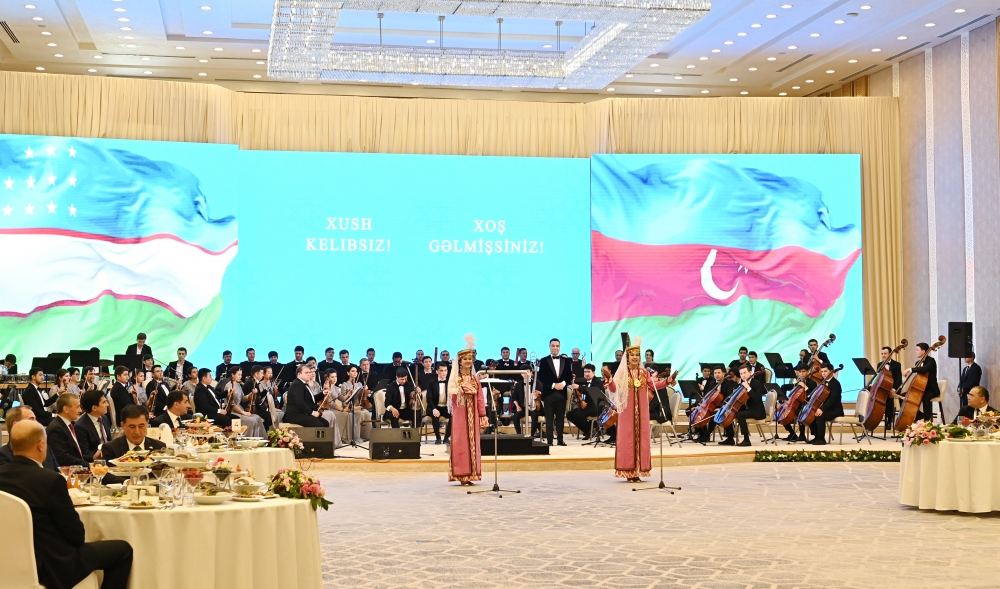 President of Uzbekistan Shavkat Mirziyoyev hosts reception in honor of President of Azerbaijan Ilham Aliyev (PHOTO/VIDEO)