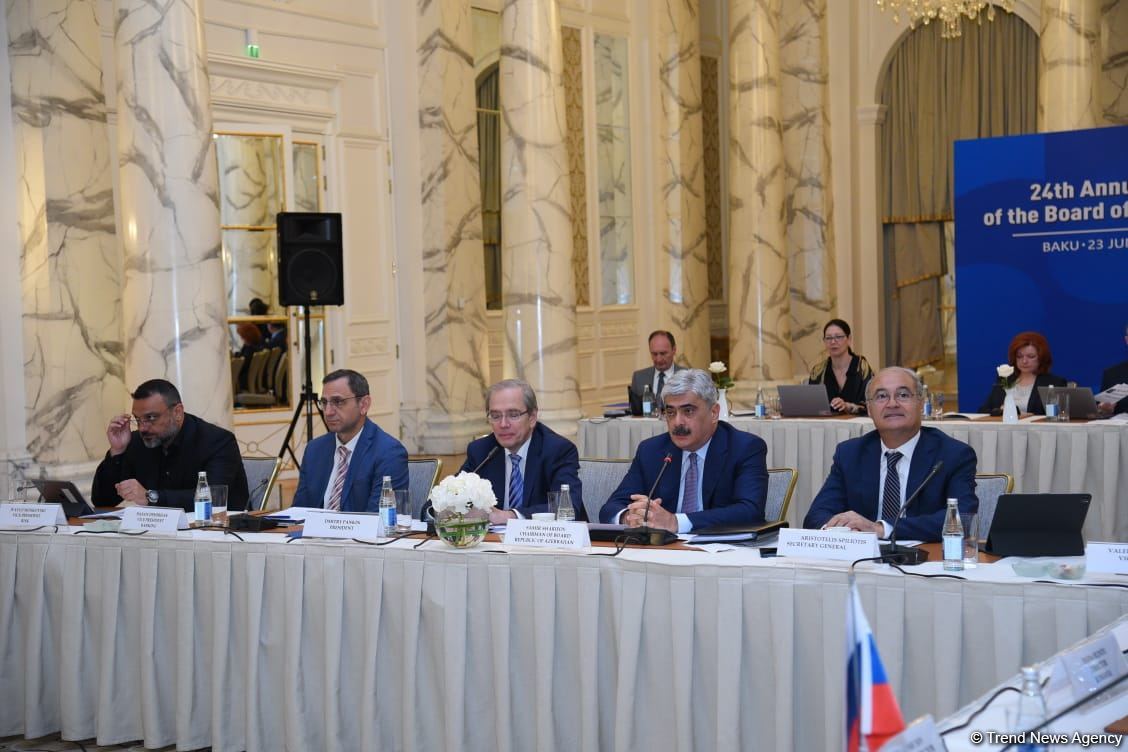 Azerbaijan to continue supporting BSTDB's efforts to increase capital - minister (PHOTO)