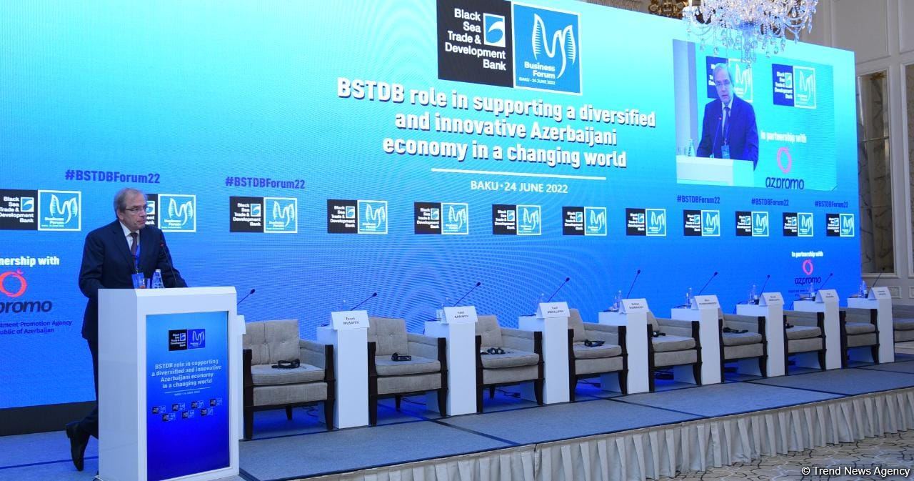 Azerbaijani Finance Minister invites BSTDB to join restoration projects in liberated Karabakh (PHOTO)