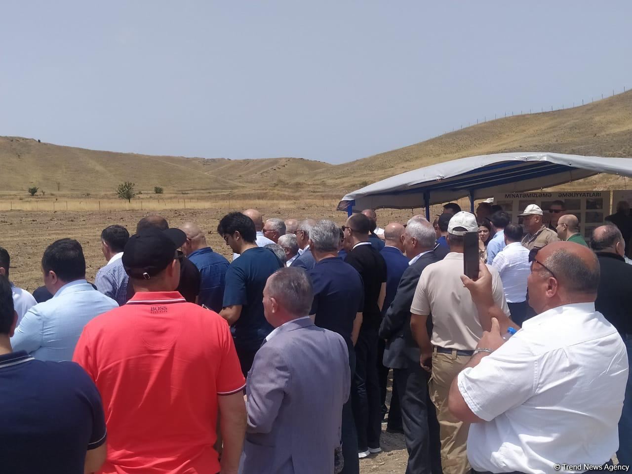 Visit of Azerbaijani political parties representatives to liberated territories begins (PHOTO)
