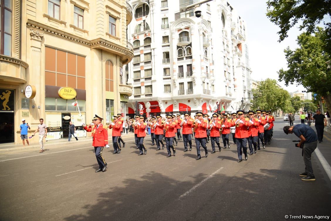 Military bands perform on occasion of Day of Azerbaijani Armed Forces (PHOTO/VIDEO)