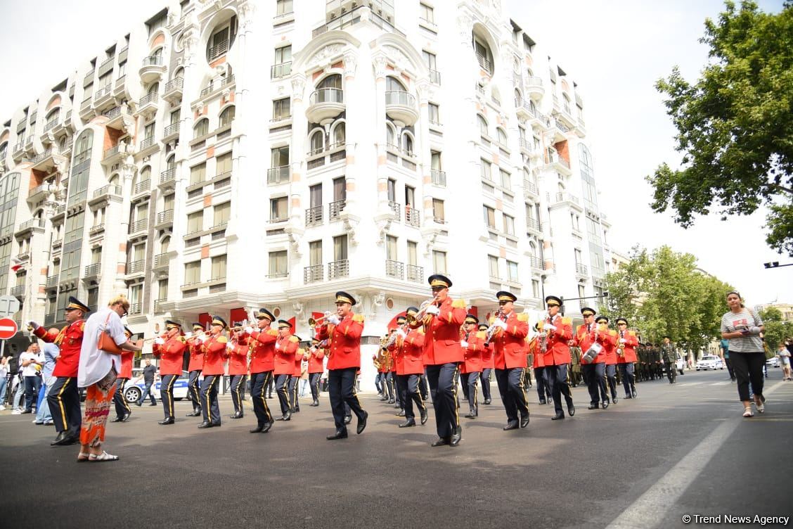 Military bands perform on occasion of Day of Azerbaijani Armed Forces (PHOTO/VIDEO)