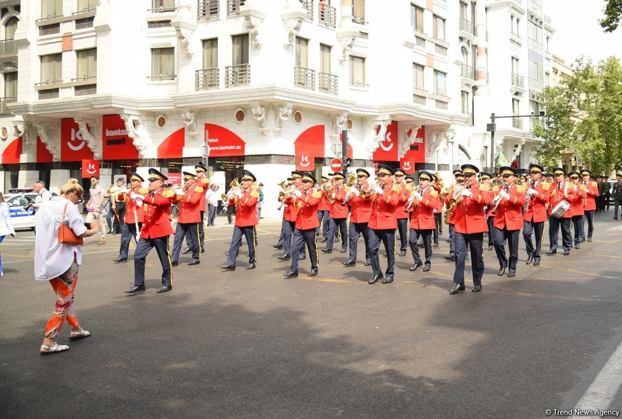 Military bands perform on occasion of Day of Azerbaijani Armed Forces (PHOTO/VIDEO)