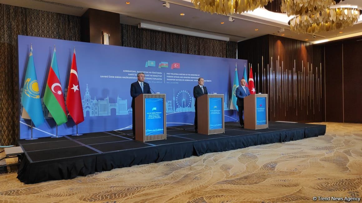 Azerbaijani FM talks plans of expansion capabilities of BTK railway corridor (PHOTO)