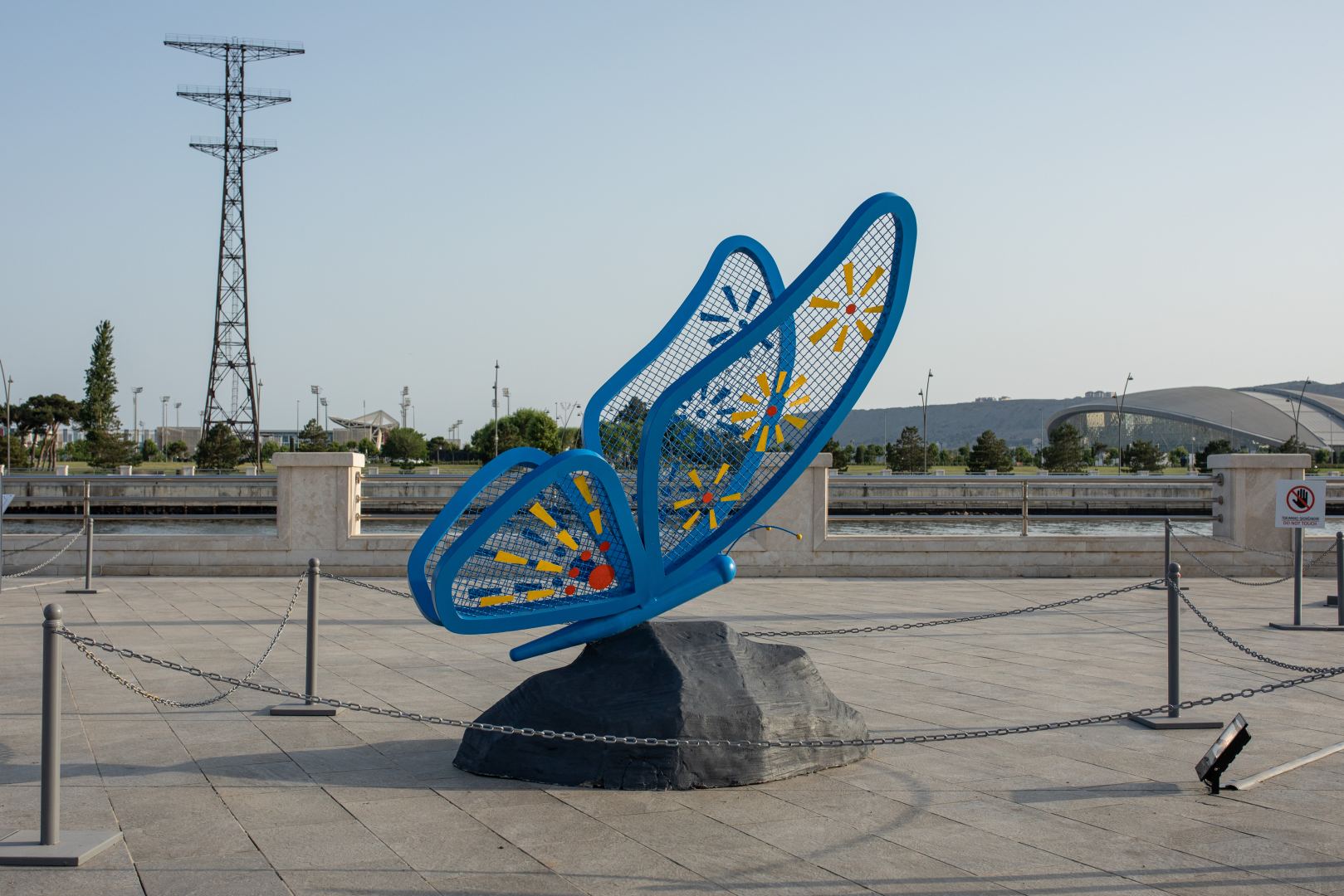 NARGIS Publishing House opens 'Planet Calling' environmental exhibition in Baku (PHOTO/VIDEO)