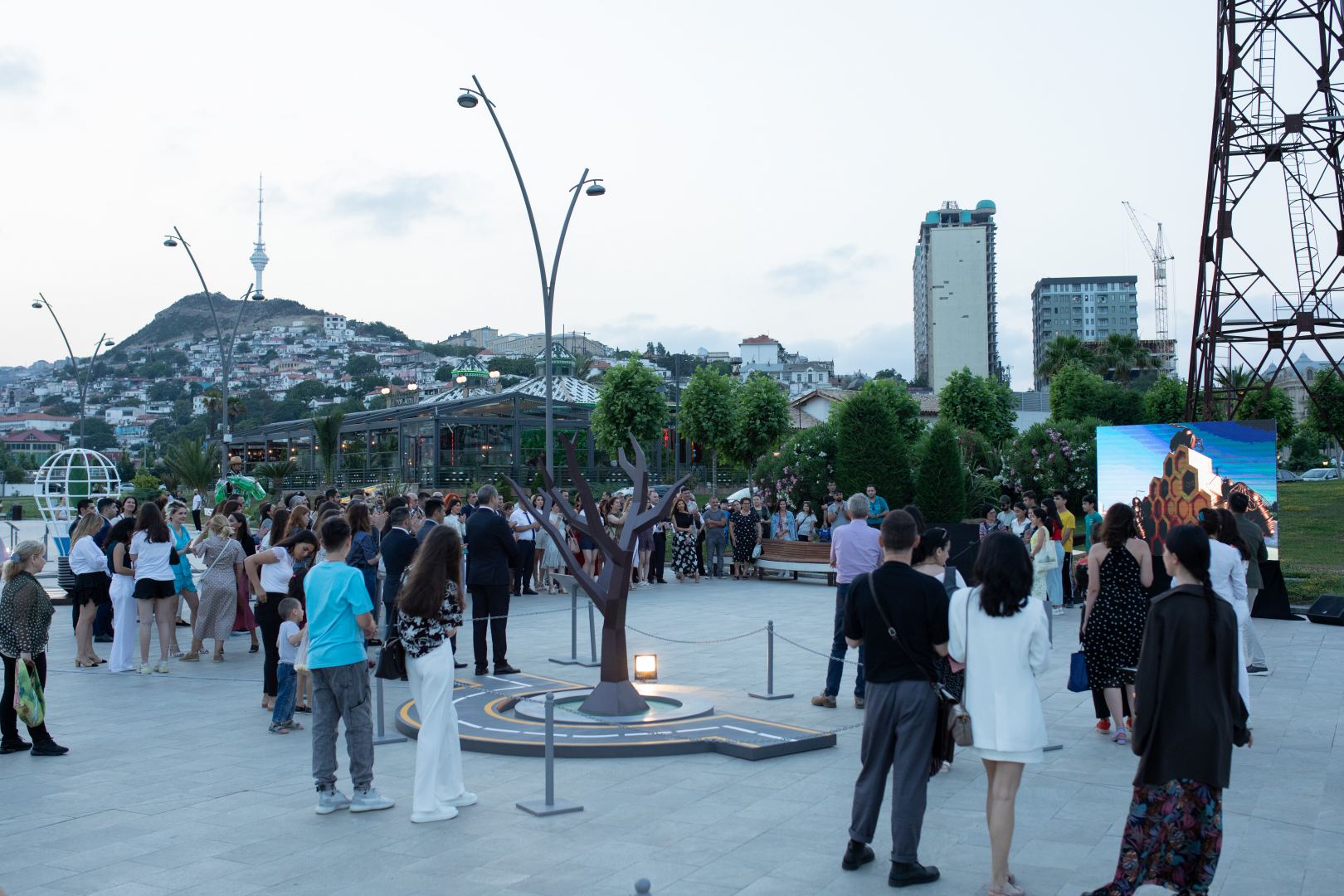 NARGIS Publishing House opens 'Planet Calling' environmental exhibition in Baku (PHOTO/VIDEO)