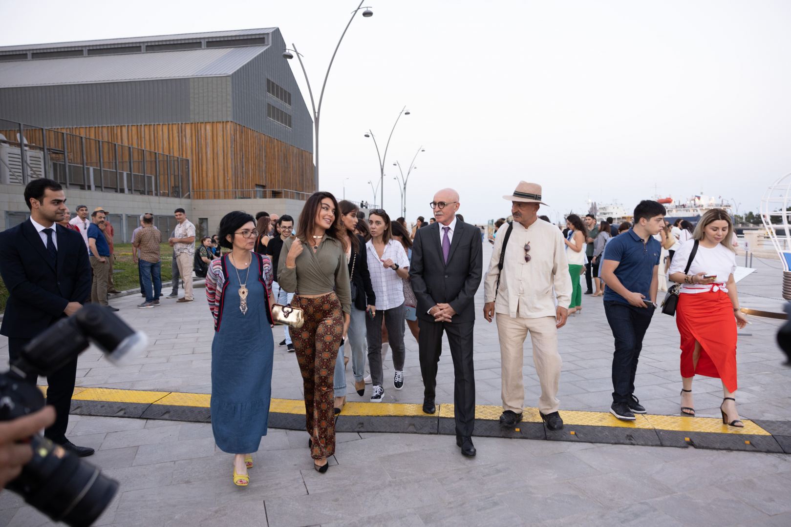 NARGIS Publishing House opens 'Planet Calling' environmental exhibition in Baku (PHOTO/VIDEO)
