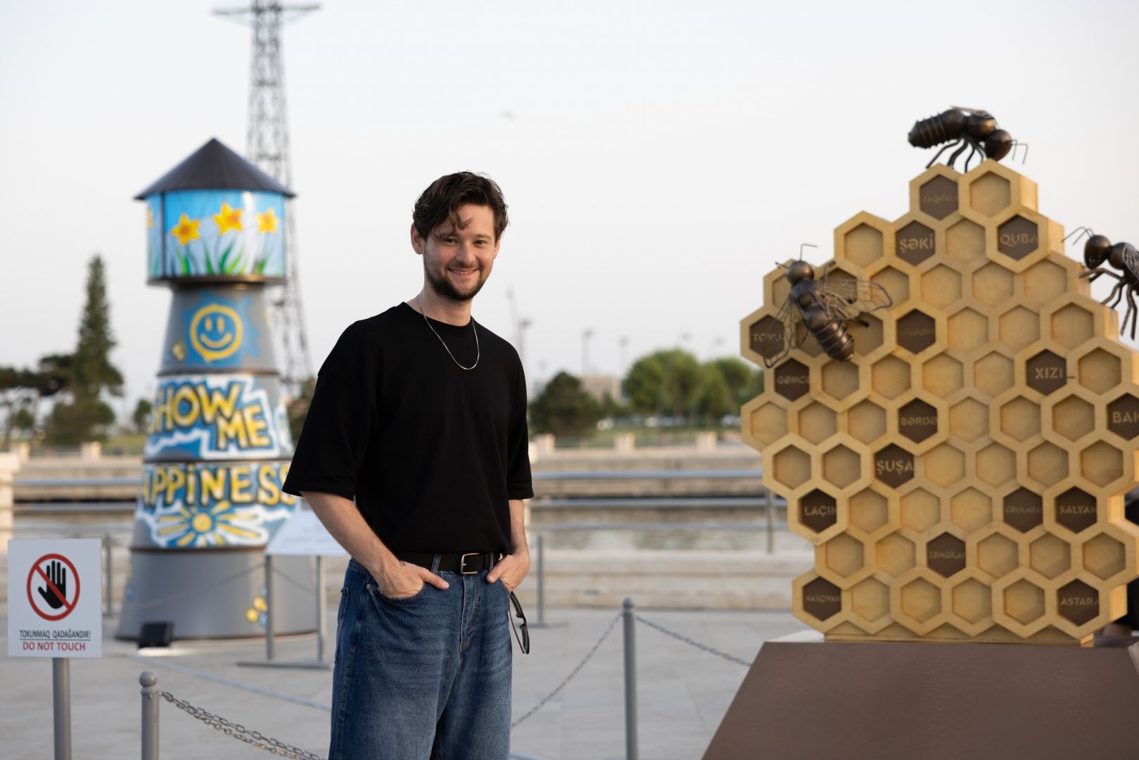 NARGIS Publishing House opens 'Planet Calling' environmental exhibition in Baku (PHOTO/VIDEO)