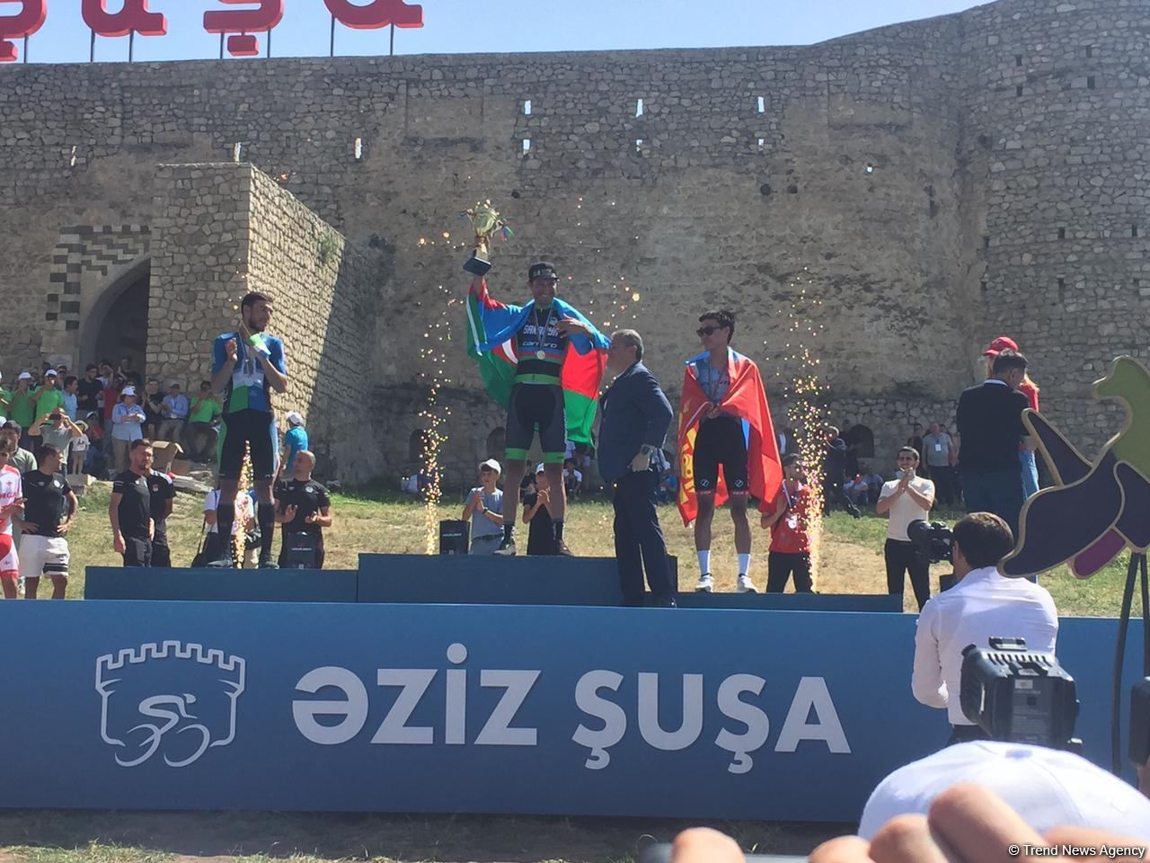 Winners of second stage of "Dear Shusha" int’l cycling race awarded (PHOTO)