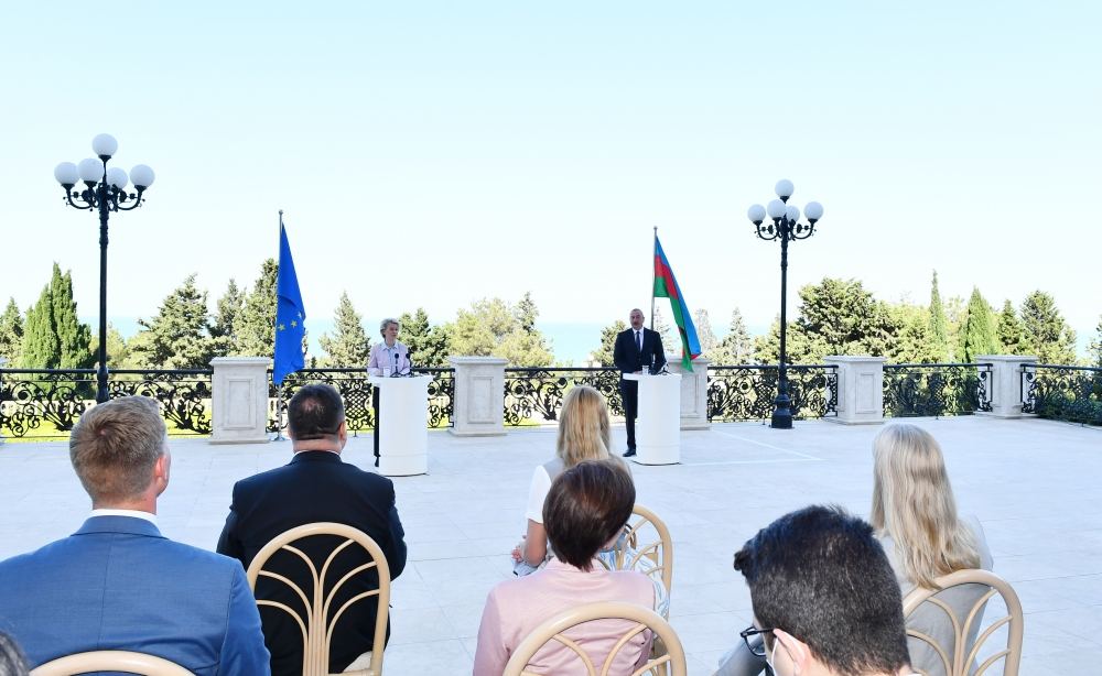 President Ilham Aliyev, President of European Commission make press statements (PHOTO/VIDEO)