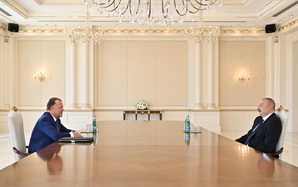 President Ilham Aliyev receives President of International Judo Federation (VIDEO)