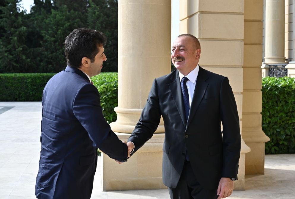President Ilham Aliyev, Prime Minister of Bulgaria Kiril Petkov hold one-on-one meeting (PHOTO/VIDEO)