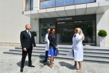 President Ilham Aliyev and First Lady Mehriban Aliyeva view conditions created at maternity hospital No 2 in Bakikhanov district of Baku after major overhaul (PHOTO/VIDEO)