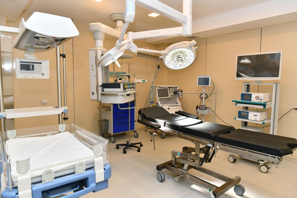 President Ilham Aliyev and First Lady Mehriban Aliyeva view conditions created at maternity hospital No 2 in Bakikhanov district of Baku after major overhaul (PHOTO/VIDEO)